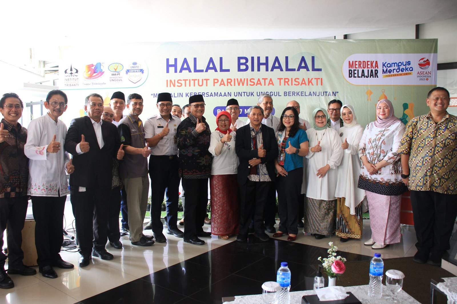 HALAL BI HALAL INSTITUT PARIWISATA TRISAKTI 2023