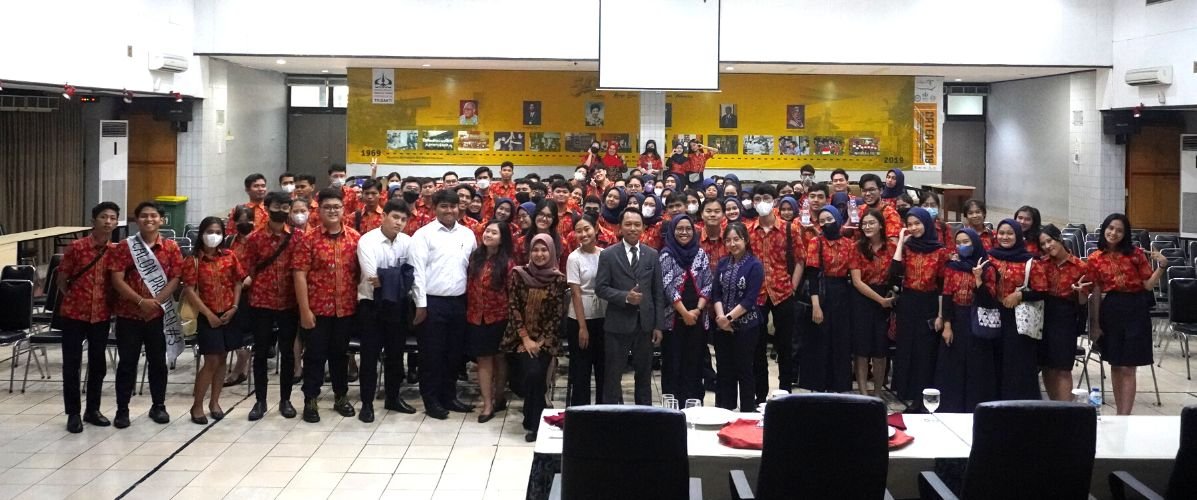 Siap Menjadi Bagian Dalam Event Formula E Mendatang, Mahasiswa IP Trisakti Mendapatkan Pembekalan Dari Mandarin Oriental Hotel